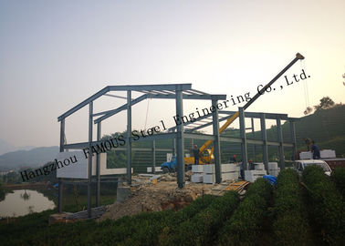 الصين المباني الفولاذية الصناعية المخصصة 1.5 مم لوحة ساندويتش المموجة المزود